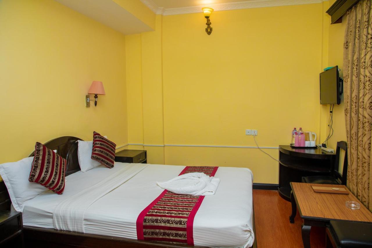 Hotel Bougainvillea Pokhara Exterior foto