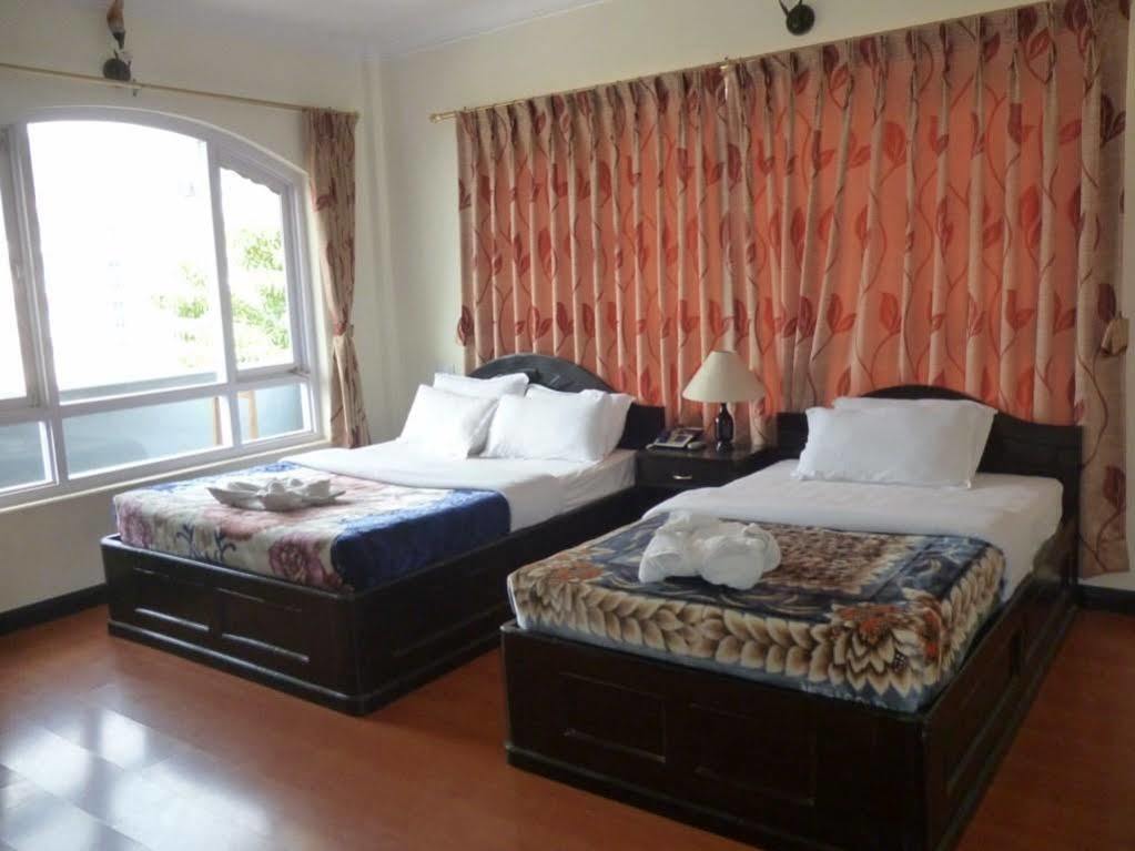 Hotel Bougainvillea Pokhara Exterior foto